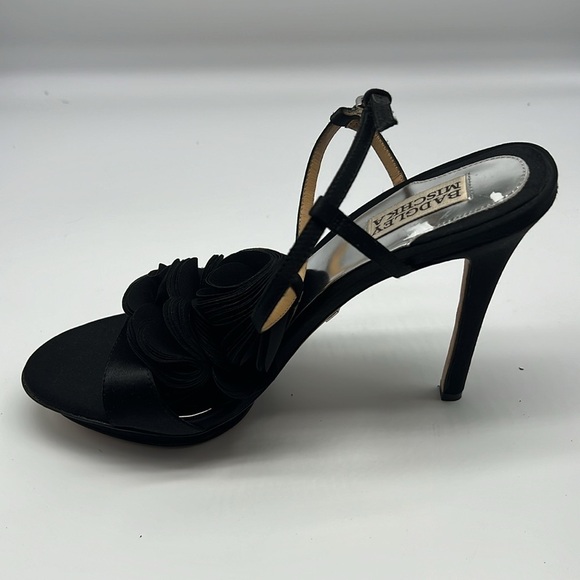 Badgley Mischka - Black Fabric Petal Adjustable Ankle High Heels Platforms 9.5 - Picture 6 of 14